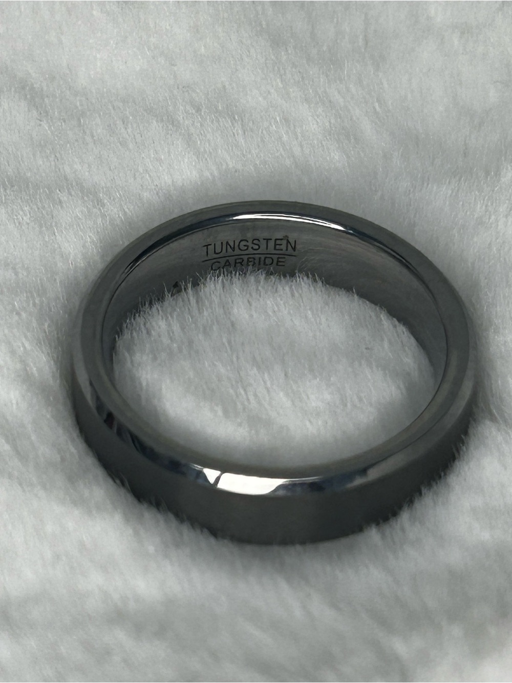 TUNGSTEN CARBIDE BAND RING - Picture 2 of 3